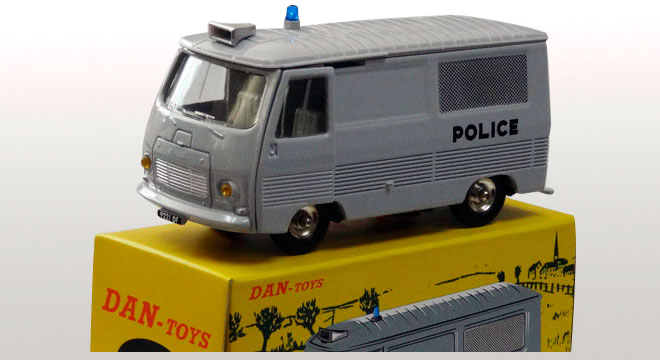 Peugeot J7 Fourgon Police Gris