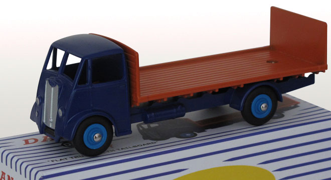 GUY “Flat Truck With Tailboard” Bleu Foncé / Rouge