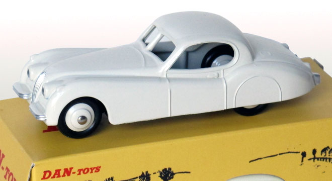 Jaguar XK120 Coupé Crème