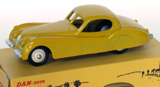 Jaguar XK120 Coupé Jaune