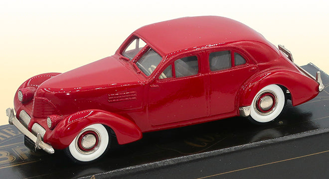 Hupmobile Model 115R Skylark Custom Touring Sedan 1941 Rouge Foncé ( un seul exemplaire neuf boite d'origine )
