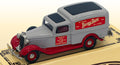 Dodge Van 1936 'Burma Shave'  ( un seul exemplaire neuf boite d'origine )