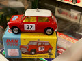 BMC Mini Cooper S #37 Vainqueur Rallye Monte Carlo 1964