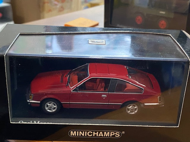 OPEL MONZA 1980 Rouge  ( Un seul exemplaire neuf en boite d'origine )