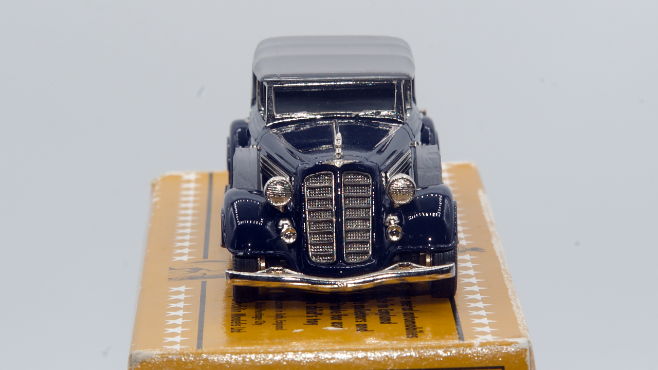 Buick Phaeton Model 98C 1934 Vcleu Foncé/Capote Grise Ref BC008