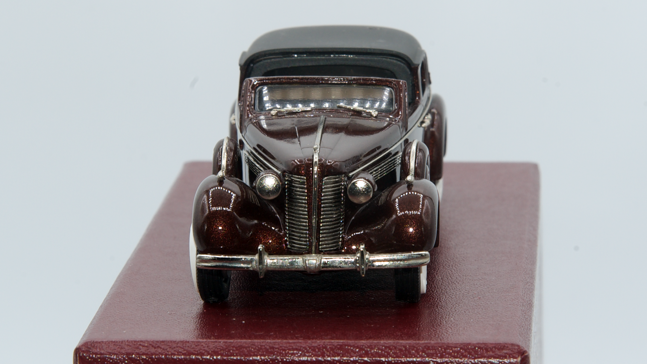 Buick Limited Town Car by Derham 1938 Noir/Muscovado Poly Ref BC027