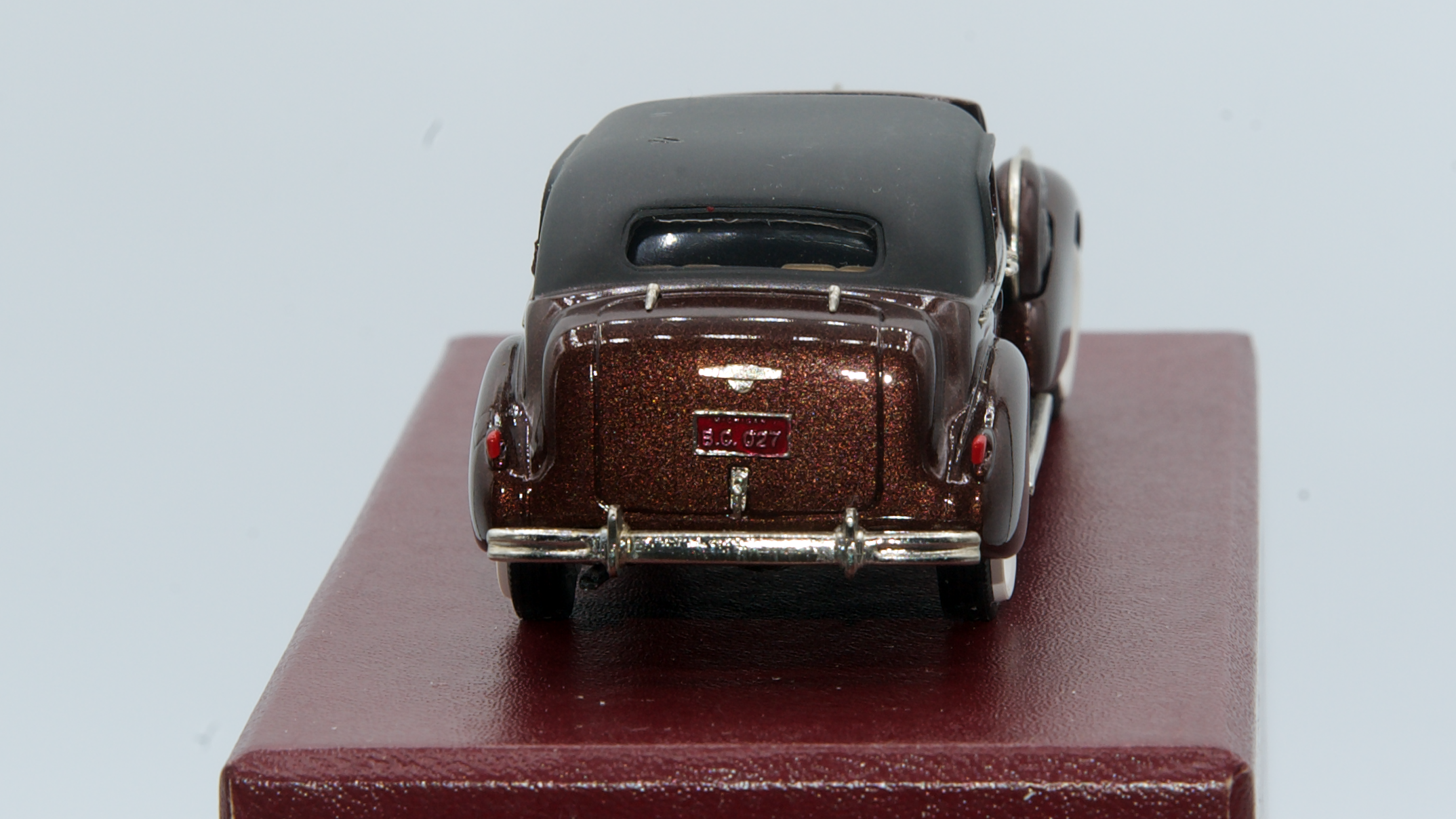 Buick Limited Town Car by Derham 1938 Noir/Muscovado Poly Ref BC027