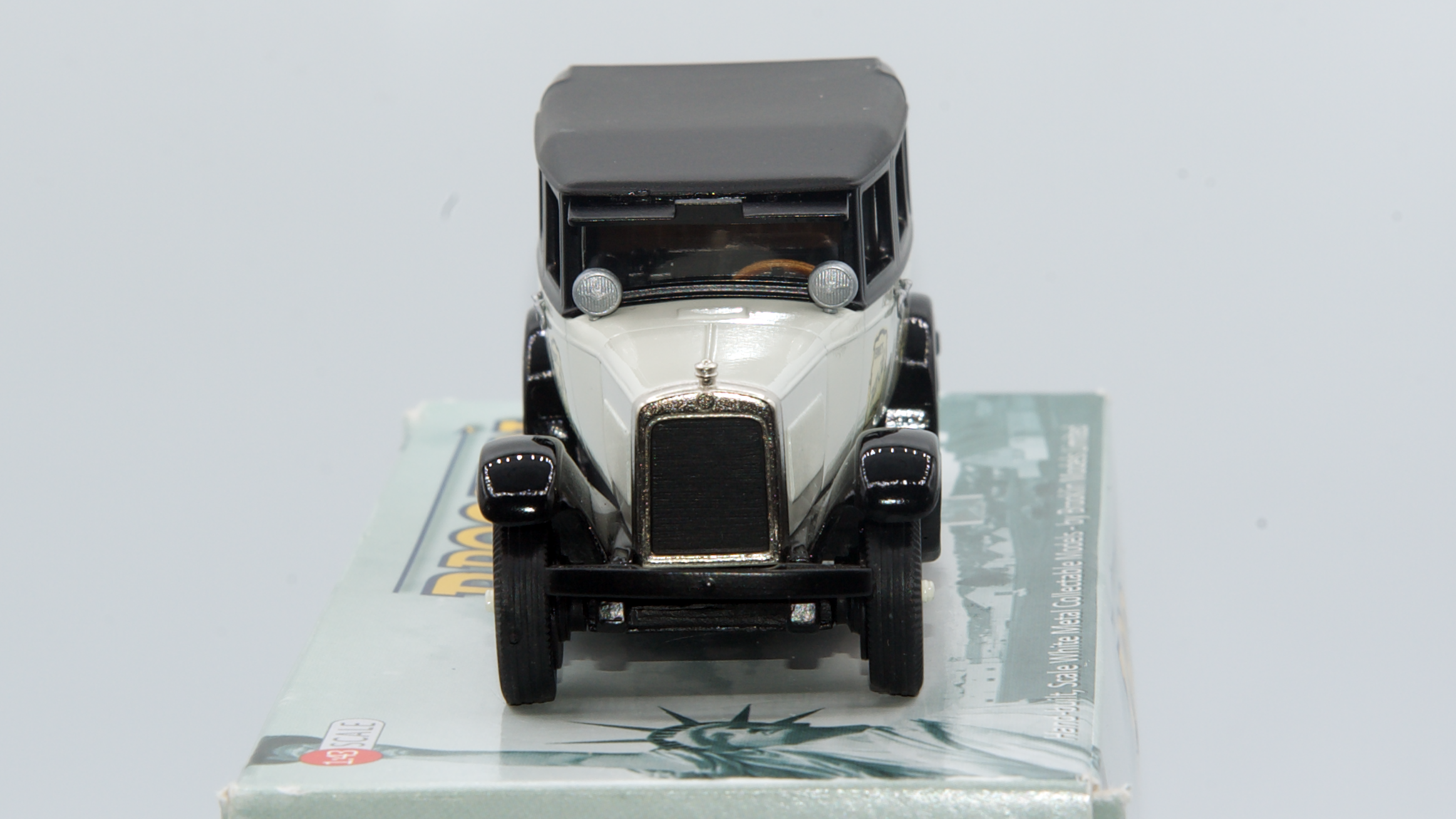 GMC Model 6 Taxi Cab 1930 Gris/Noir (1er édition) Ref BML19x
