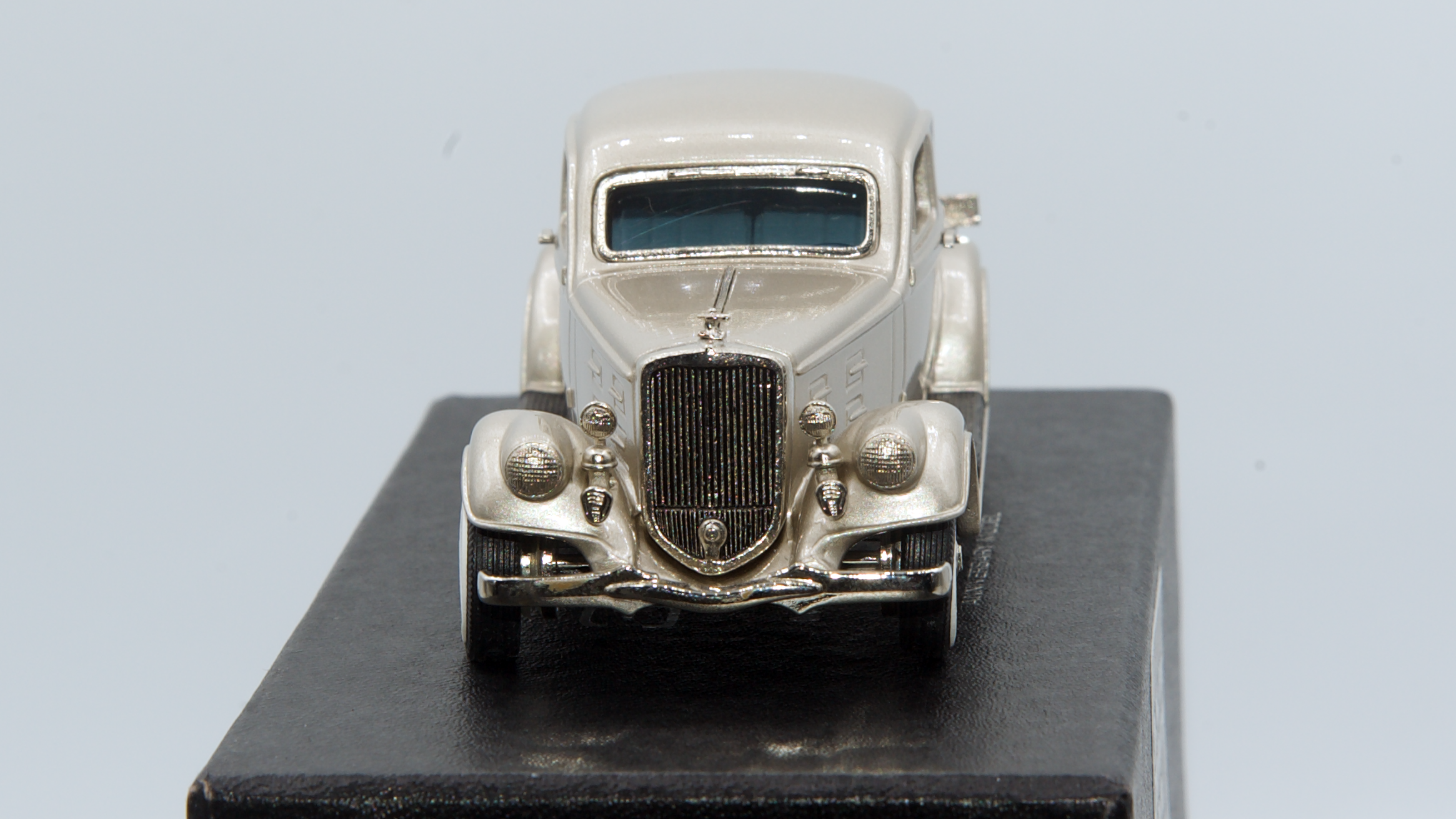 Pierce Arrow Silver Arrow Coupe (30ème anniversaire) 1934 Argent (Edition limlitée 999 exemplaires) BRK100X