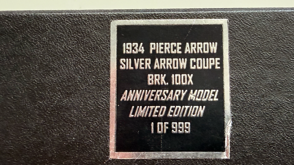 Pierce Arrow Silver Arrow Coupe (30ème anniversaire) 1934 Argent (Edition limlitée 999 exemplaires) BRK100X