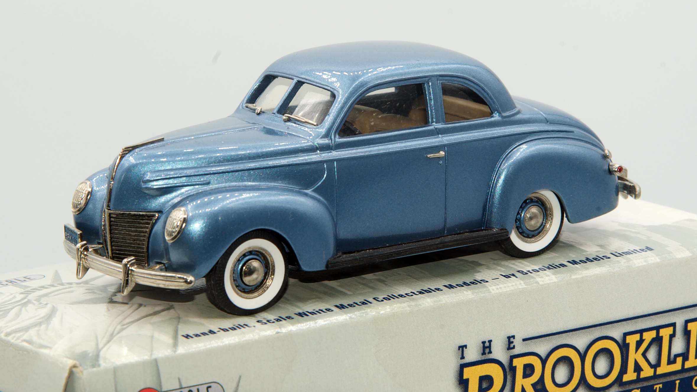 Mercury 99-A Sedan Coupe 1939 Bleu Métal Ref BRK117