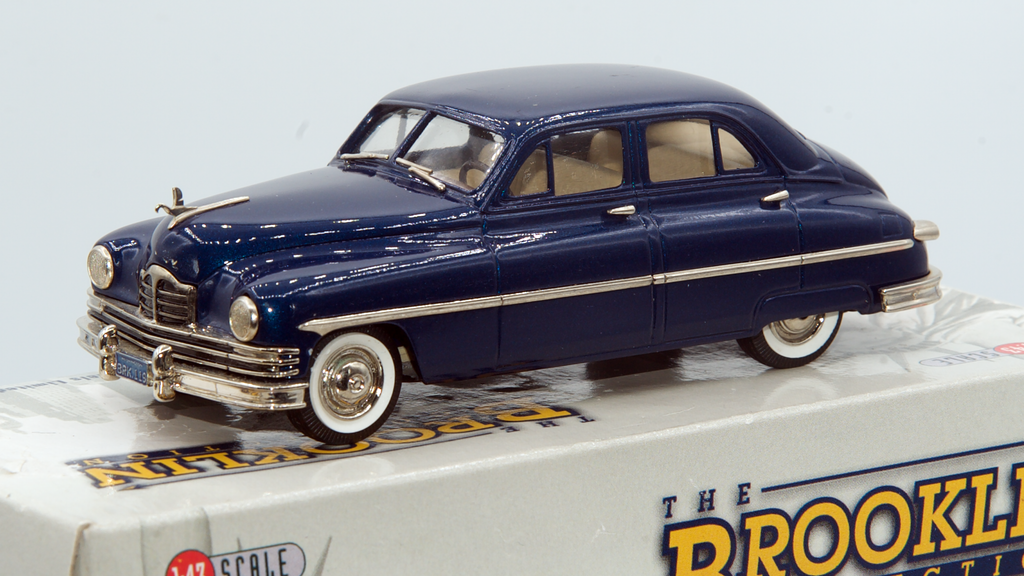 Packard Deluxe Eight 1950 Bleu Foncé Ref BRK119