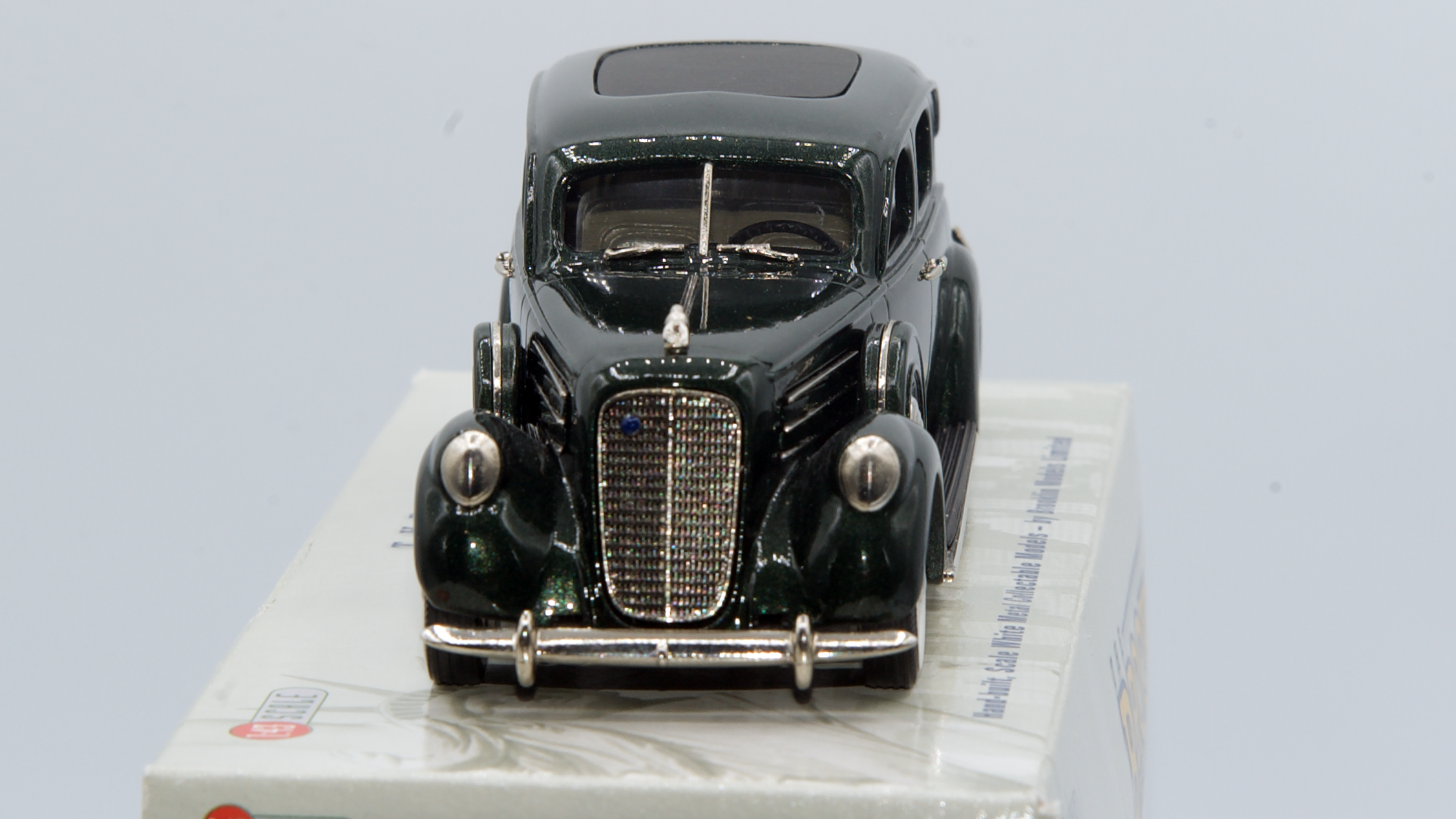 Lincoln K 7-passenger Sedan 1937 Vert Métal Ref BRK141