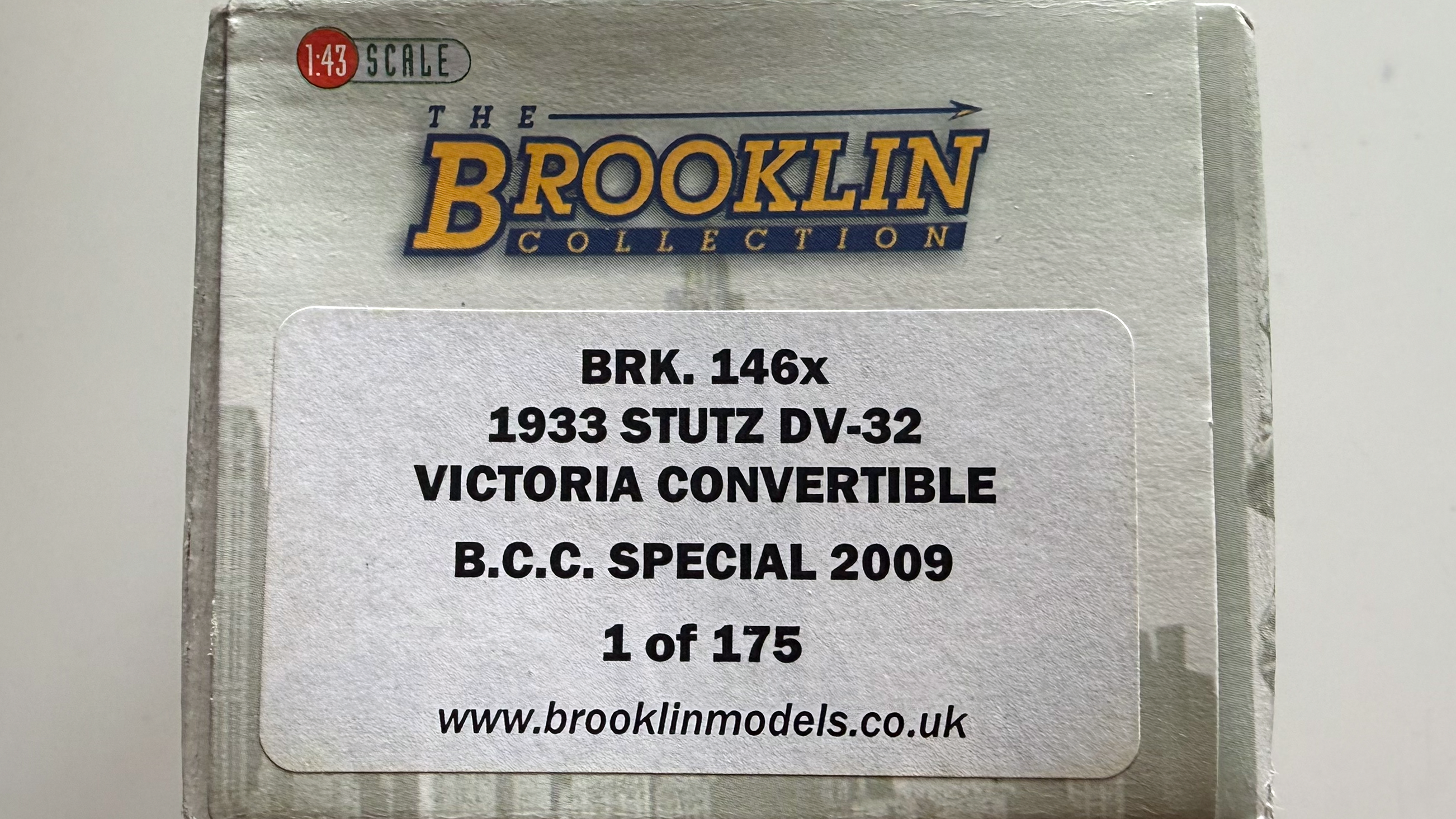 Stutz DV-32 Victoria Convertible (B.C.C. Special 2009 ) 1933 Vert Kaki (Edition limitée 175 exemplaires) BRK146x