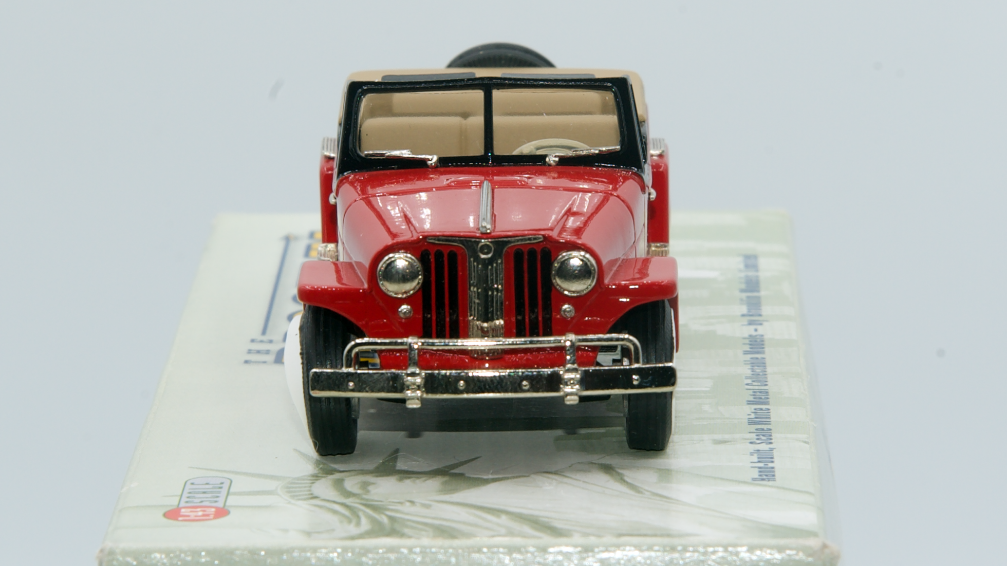 Willys Overland Jeepster - Roadster 1948 Rouge/Noir Ref BRK161