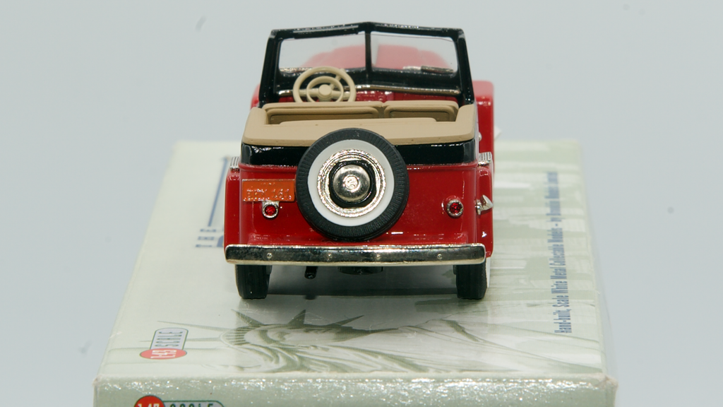 Willys Overland Jeepster - Roadster 1948 Rouge/Noir Ref BRK161