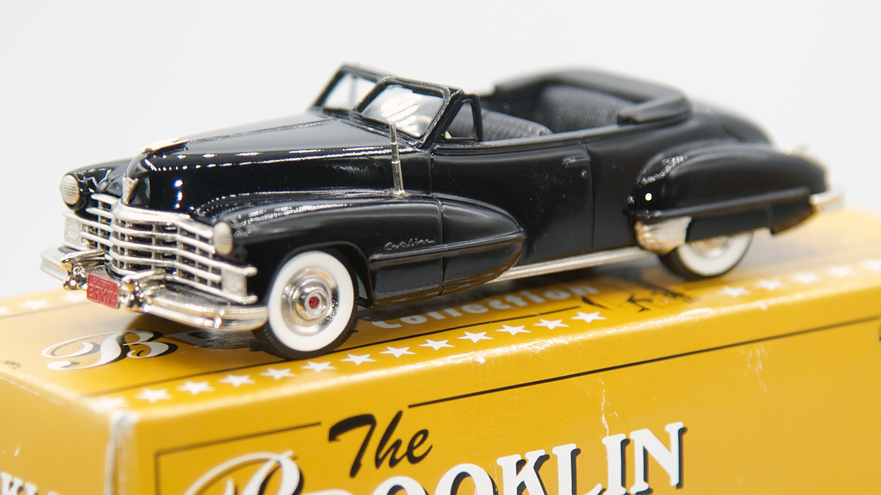 Cadillac Convertible Special Edition 1947 Noir Edition limitée 200 exemplaires Red BRK74Xa