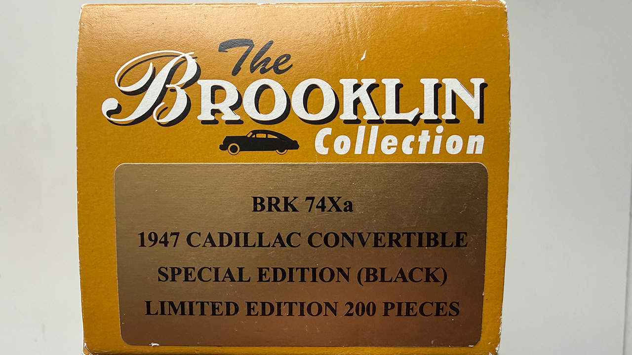 Cadillac Convertible Special Edition 1947 Noir Edition limitée 200 exemplaires Red BRK74Xa