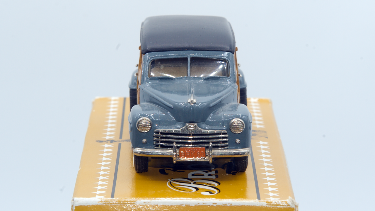 Ford V8 Station Wagon 1947 Bleu/Noir/Bois Ref BRK83