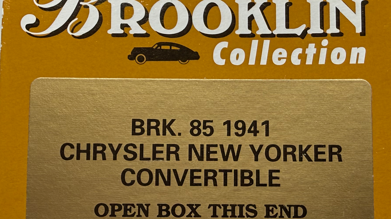 Chrysler New Yorker Convertible 1941 Jaune/Capote noire Ref BRK85