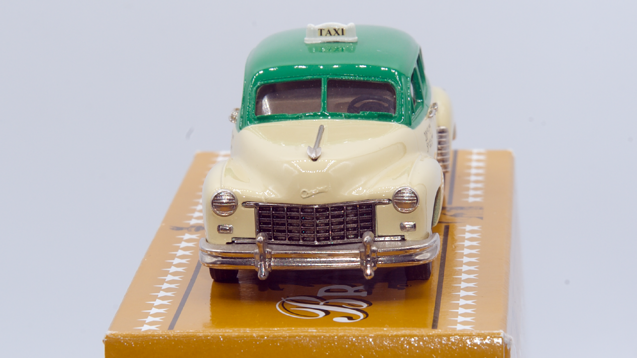 Checker New York Taxi Cab 1949 Jaune/Vert Ref.BRK89B