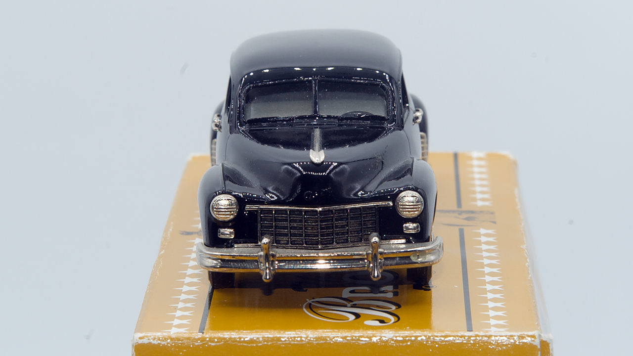Checker Limousine 1949 Noir Ref BRK89