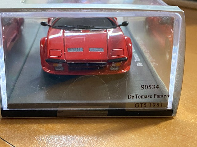 De Tomaso Pantera GT5 1981 Rouge Ref S0535- 14 Mars 2026