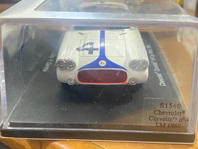Chevrolet Corvette #4 Le Mans 1960 L.Lilley-F.Gamble