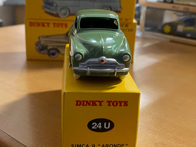 Simca 9 Aronde Vert