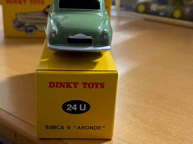 Simca 9 Aronde Vert
