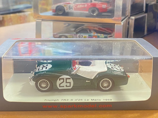 Triumph TR3 S #25 Le Mans 1959 - P.Jopp/D.Stoop