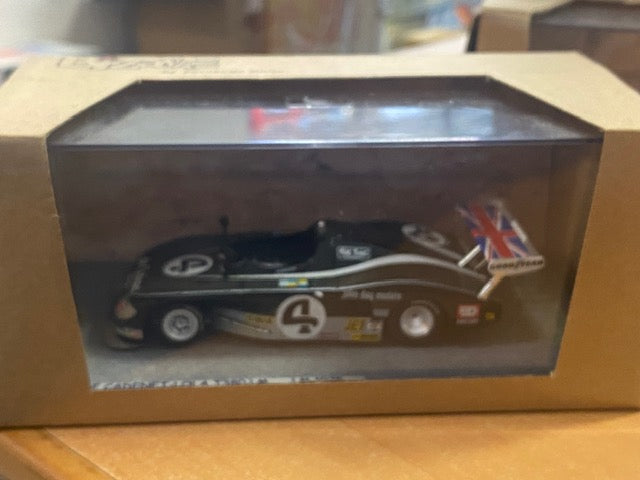 DE CADENET LOLA T380 #4 Le Mans 1975 14th  Alain de Cadenet  Chris Craft