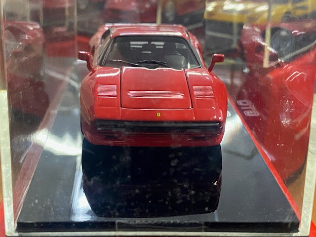 FERRARI 288 GTO Rouge (Capot et moteur ouvrant ) Ref 5071R