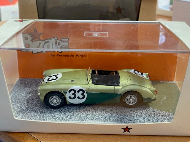 MG TWIN CAM # 33 Le Mans 1959- Ted Lund  Colin Escott Ref BZ342