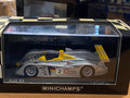 AUDI R8 #2 Le Mans 2001 2nd - Aiello/Capello/Pescatori Ref 400 011 202