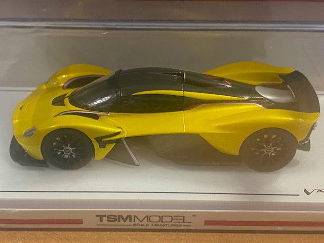 RARE Aston Martin Valkyrie 2024 Jaune Ref TSM430773