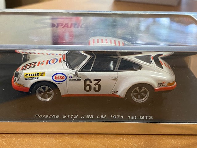 Porsche 911S #63 Le Mans 1971 - 6 th -1st GTS - Raymond Touroul  André Anselme S0883