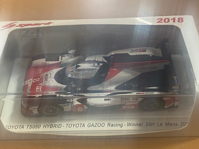 Toyota TS050 Hybrid #8  Gazoo Racing   Vainqueur des 24h du Mans 2018  - Sebastien Buemi / Kazuki Nakajima / Fernando Alonso Ref 43LM18