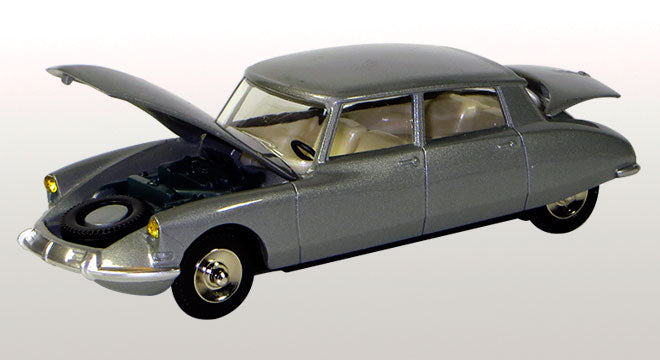 Citroën DS19 Gris Métal Version Poch Espagne, capot et malle ouvrants