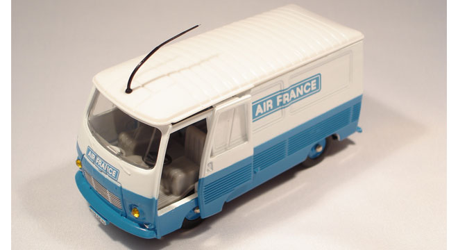 Peugeot J7 Fourgon Tôlé Air France