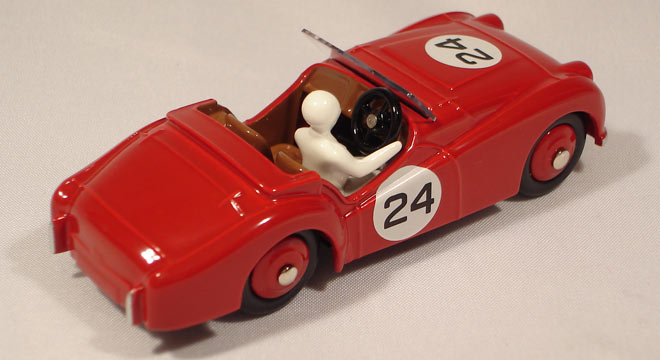 Triumph TR2 Compétition #24 Rouge
