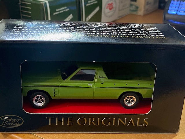 Holden HJ Sandeman UTE 1974  ( un seul exemplaire neuf en boite d'origine )