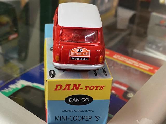 BMC Mini Cooper S #52 Vainqueur Rallye Monte Carlo 1965